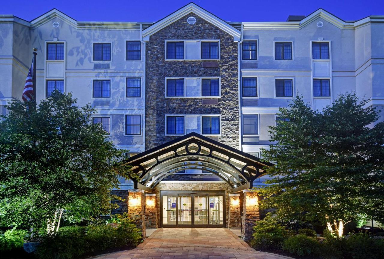 Homewood Suites By Hilton Eatontown Exterior foto